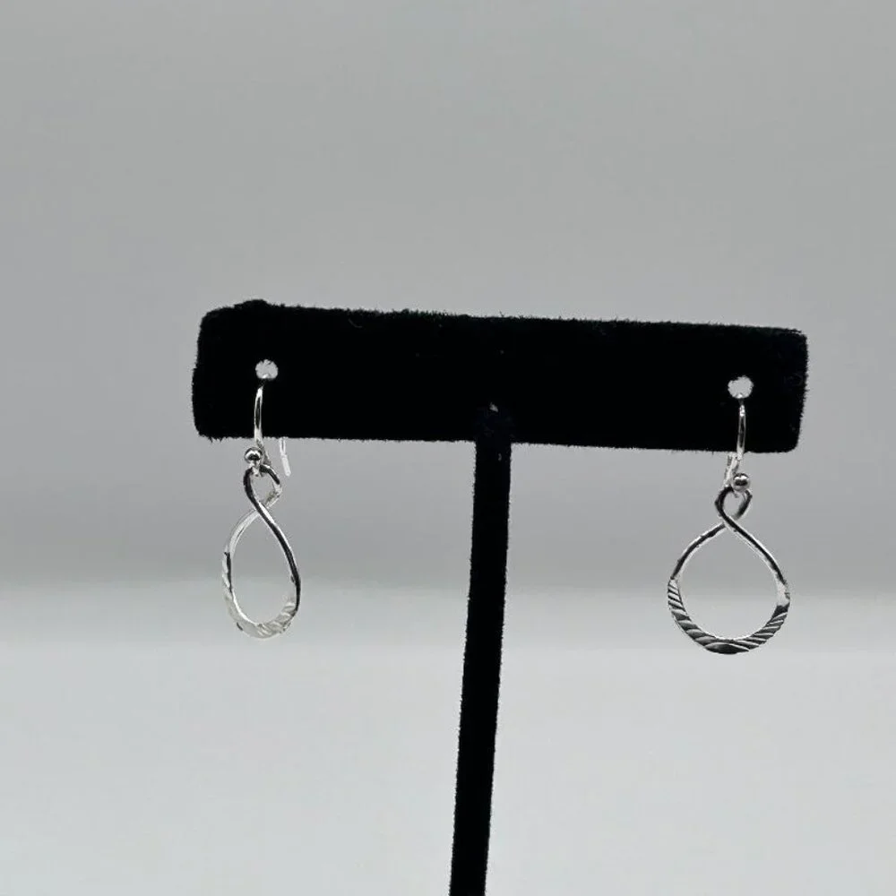 925 Sterling Silver Figure 8 Dangle Earrings - Picture 4 of 5